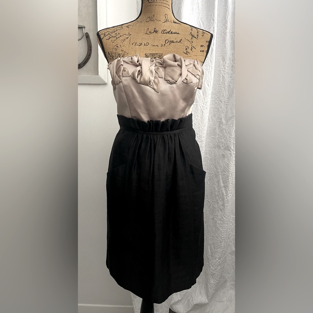 BCBG Paris Black & Champagne Satin Cocktail Party Evening Dress Size 8